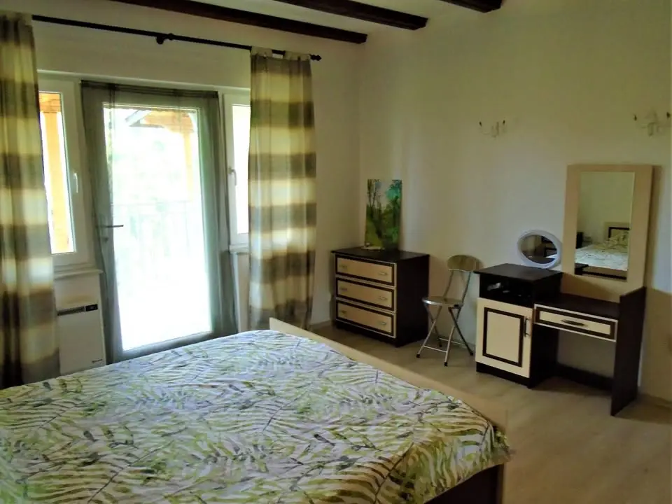 Renovated remote mountain house for sale in Latinka — 4/10