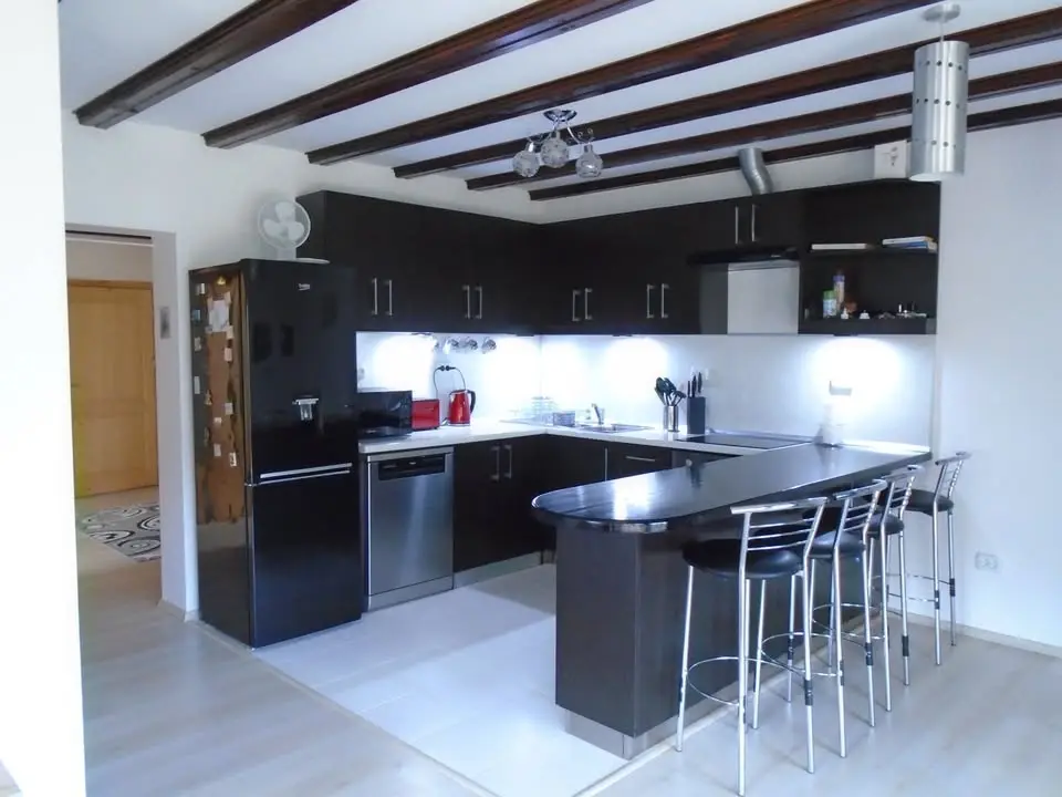 Renovated remote mountain house for sale in Latinka — 2/10