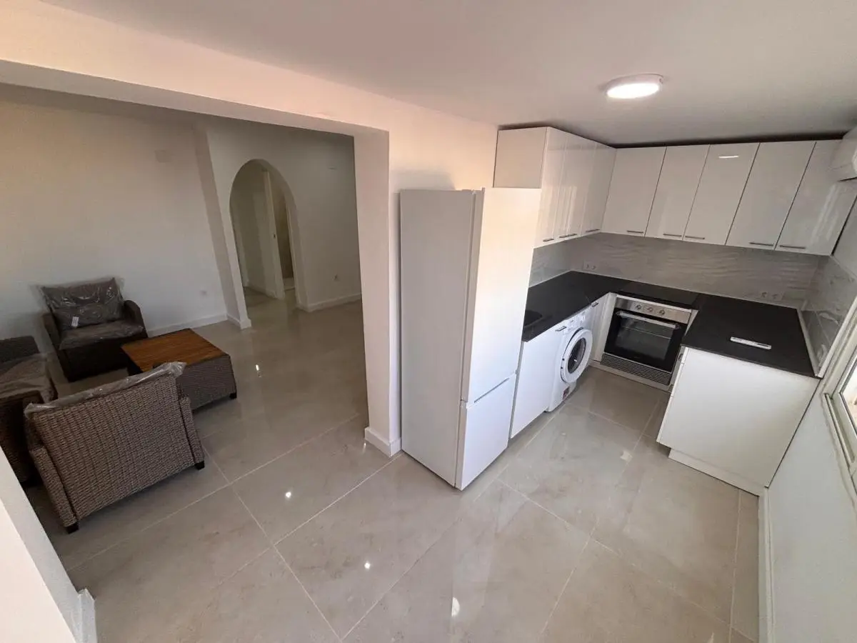 2 Bedroom Bungalow For Sale In Torrevieja — 3/10