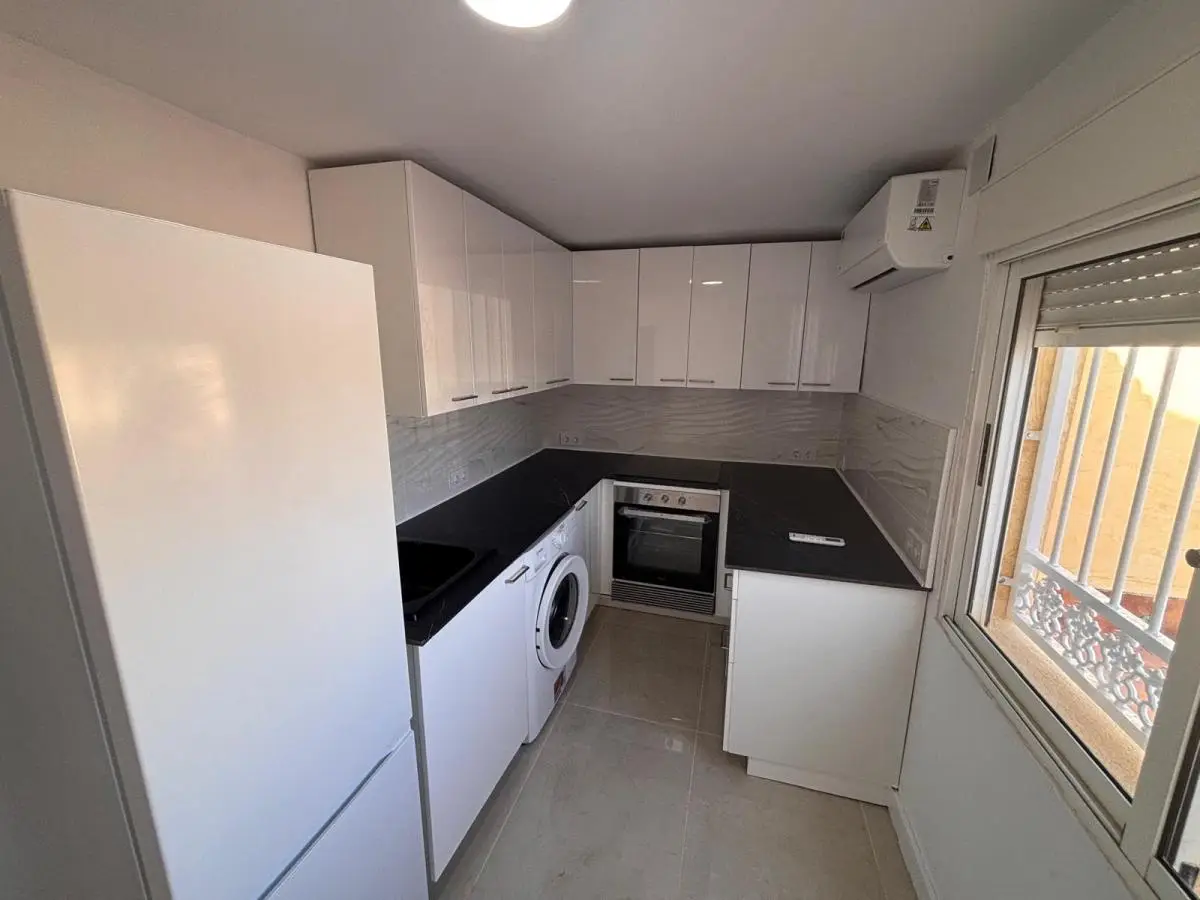 2 Bedroom Bungalow For Sale In Torrevieja — 2/10