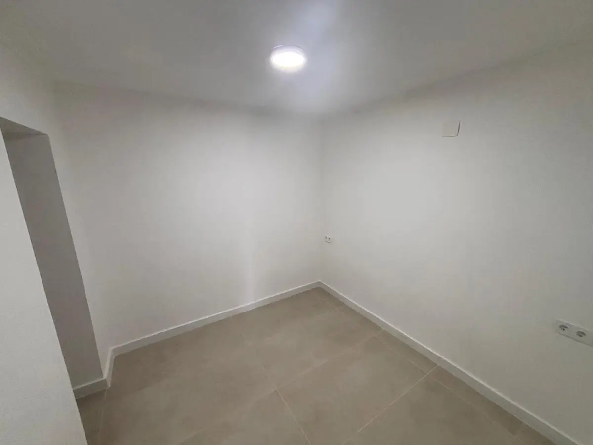 2 Bedroom Bungalow For Sale In Torrevieja — 6/10