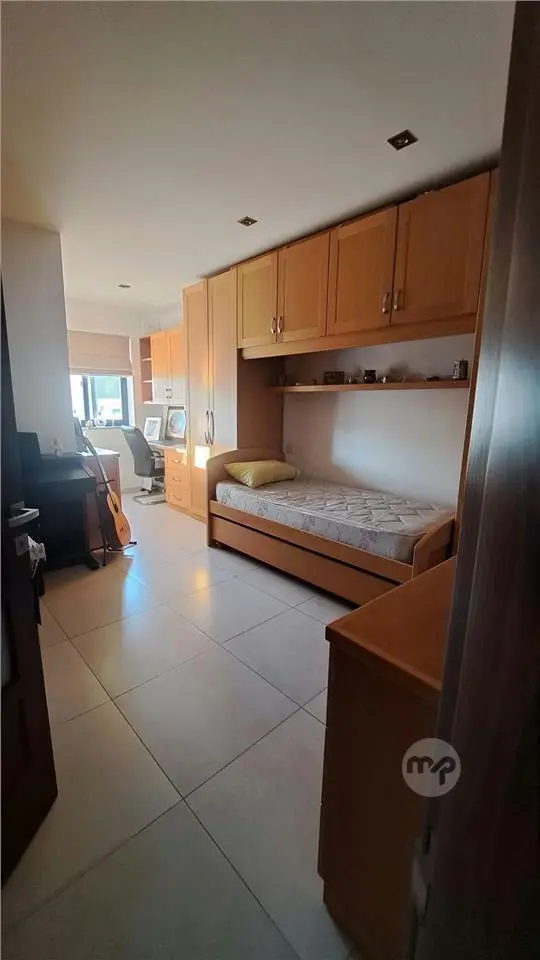 Pieta Penthouse — 2/10