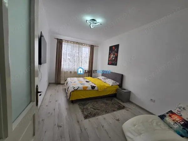 Casa cu doua apartamente in zona centrala Fagaras — 2/10