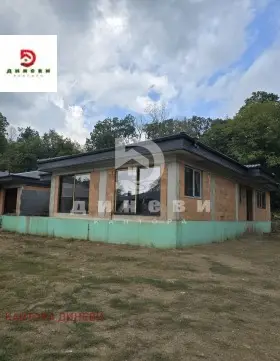 House with guest annexe, Stara Zagora — 2/10