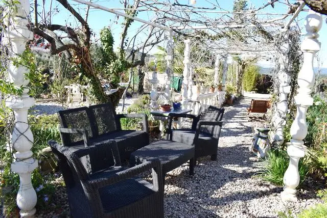 Traditional Rural House Close To Beautiful Spanish Village — 5/10