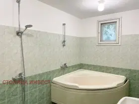 Three-storey house in Sredna Kula, Ruse — 10/10