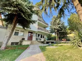 Three-storey house in Sredna Kula, Ruse — 5/10