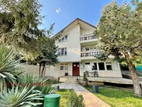 Three-storey house in Sredna Kula, Ruse — 3/10